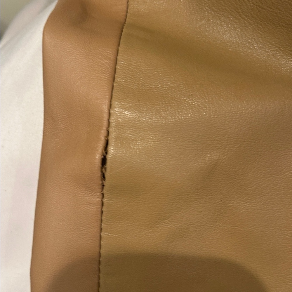 Vintage caramel leather pants,  with two shades of color - Picture 10 of 10